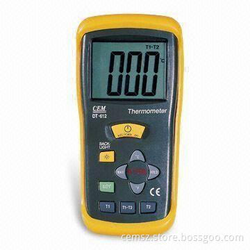 Digital Thermometer with Dual Thermocouple Input and Scan Function